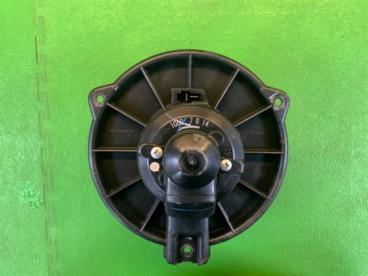 Мотор печки Хонда Фит в Мариинске 116736